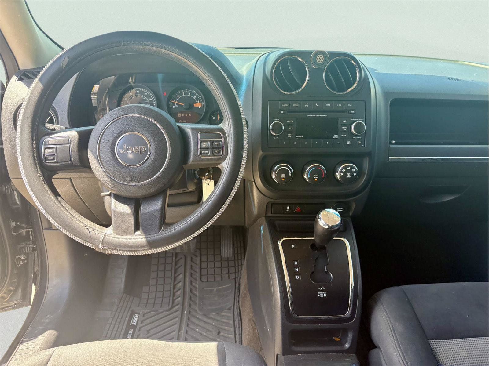 Used 2016 Jeep Patriot Sport FWD image 11