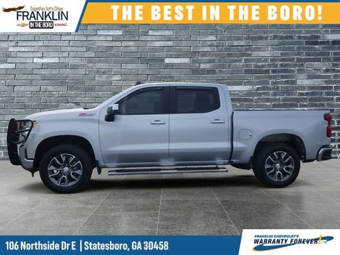 Used 2021 Chevrolet Silverado 1500 LT w/ Z71 Off-Road Package image 2
