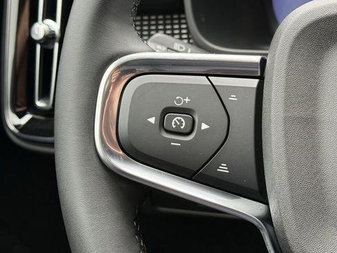 New 2026 Volvo EX40 Ultra image 16