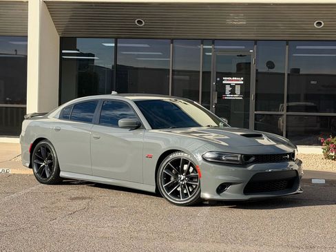 Used 2019 Dodge Charger Scat Pack w/ Driver Confidence Group image 5
