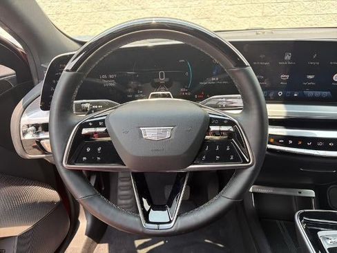 Certified 2024 Cadillac Lyriq Luxury RWD image 24