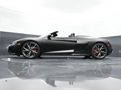 Used 2021 Audi R8 V10 w/ Premium Package image 52