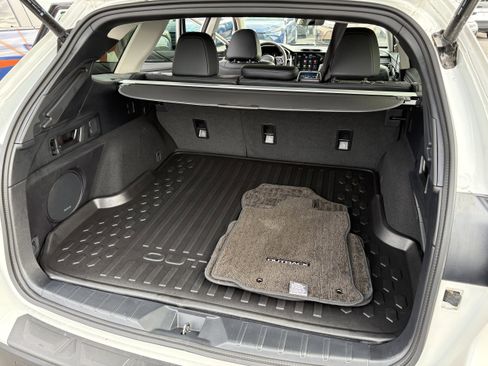 Used 2024 Subaru Outback Limited image 9