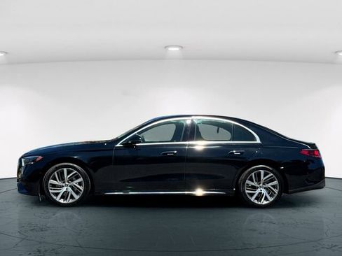 Used 2025 Mercedes-Benz E 350 Sedan image 4