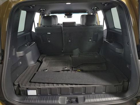 Used 2024 Toyota Land Cruiser image 25