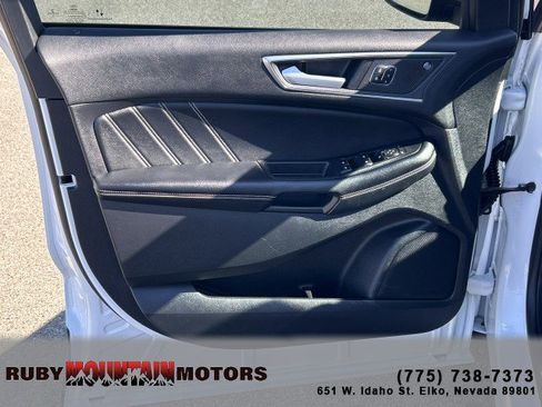 Used 2022 Ford Edge ST w/ Equipment Group 401A image 9