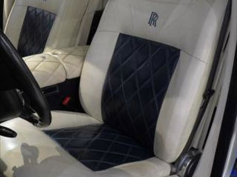 Used 2004 Rolls-Royce Phantom Sedan image 14