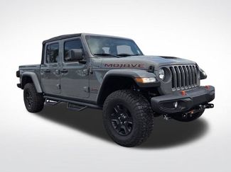 Used 2023 Jeep Gladiator Mojave w/ Trailer Tow Package AWD/4WD video 1