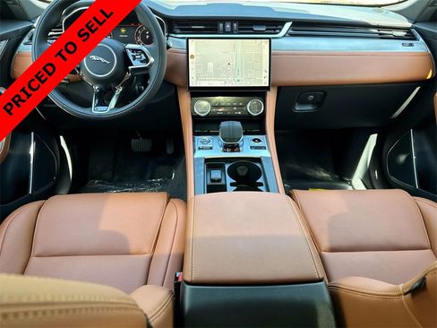 Used 2026 Jaguar F-PACE R-Dynamic S image 11