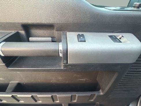 Used 2014 Ford F250 Lariat w/ Lariat Interior Package image 20