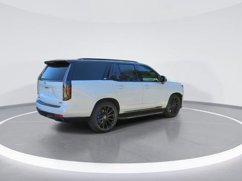 Used 2024 Cadillac Escalade Sport Platinum w/ LPO, ONYX Package AWD/4WD image 8