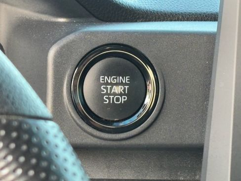 Used 2025 Toyota Tacoma SR image 25