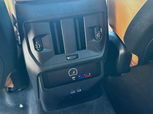 Used 2025 BMW X3 xDrive30i w/ Premium Package AWD/4WD image 27