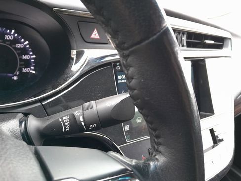 Used 2014 Toyota Avalon XLE Touring FWD image 24