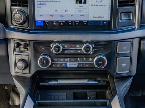 Used 2025 Ford F350 Platinum image 27