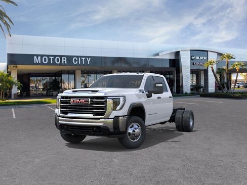 New 2026 GMC Sierra 3500 Pro w/ Convenience Package RWD image 10