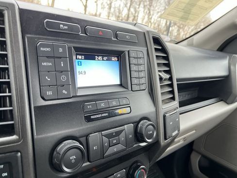 Used 2022 Ford F350 XL w/ Power Equipment Group image 11