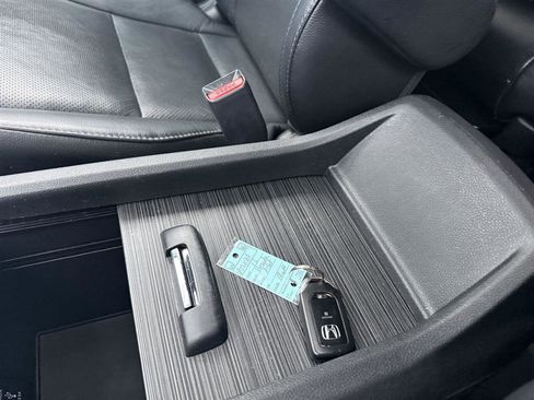 Used 2016 Honda Pilot Elite image 54