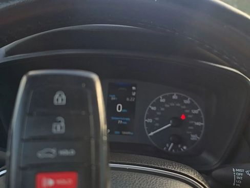 Used 2023 Toyota Corolla SE FWD image 15