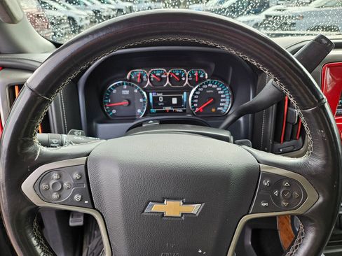 Used 2018 Chevrolet Silverado 1500 High Country image 21