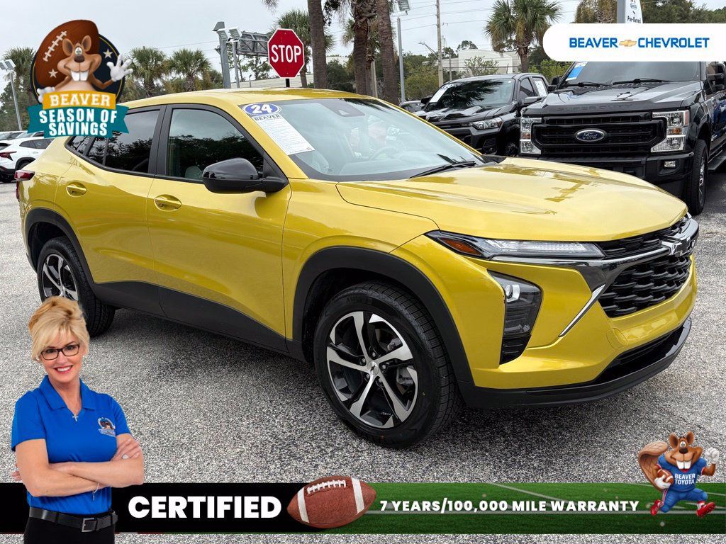 Used 2024 Chevrolet Trax RS w/ Driver Confidence Package FWD image 9