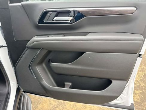 New 2026 Chevrolet Tahoe LS w/ Max Trailering Package RWD image 16