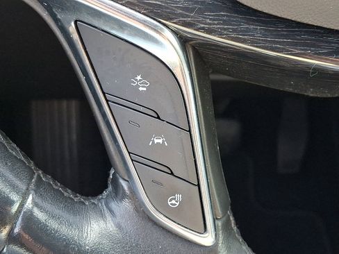 Certified 2020 Cadillac XT5 Premium Luxury FWD image 23