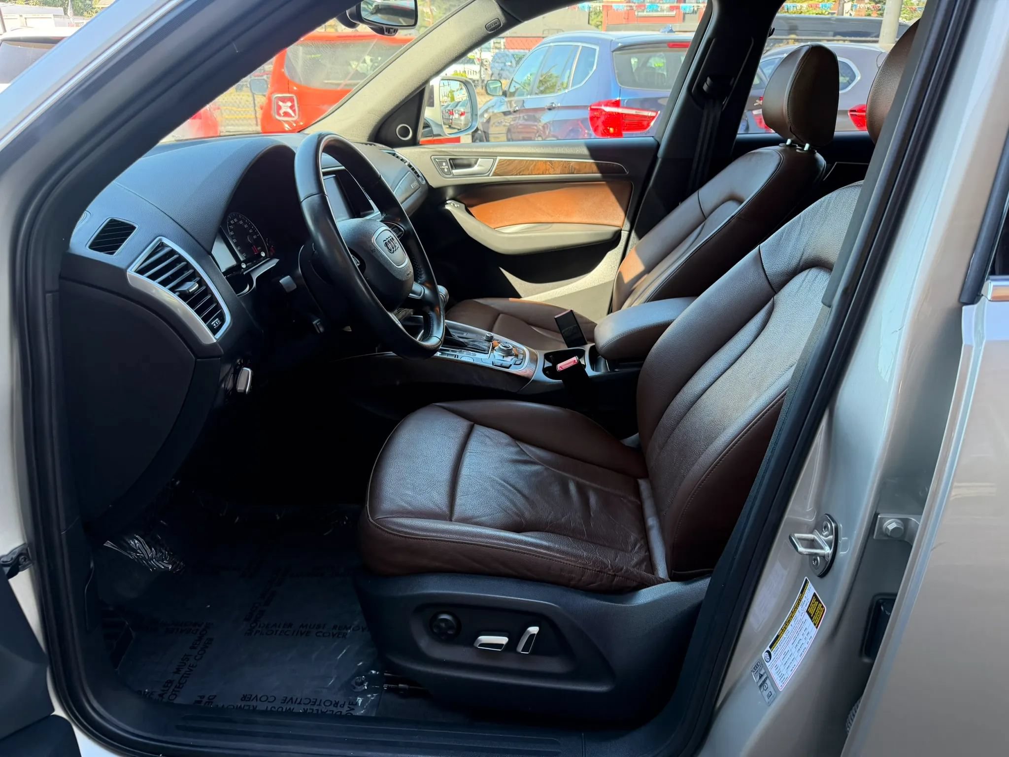 Used 2015 Audi Q5 2.0T Premium Plus w/ Technology Package AWD/4WD image 19