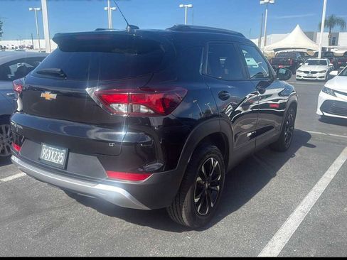 Used 2023 Chevrolet TrailBlazer LT image 2