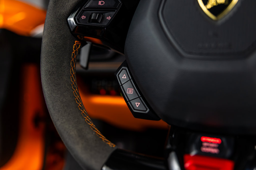 Used 2023 Lamborghini Huracan Tecnica RWD image 33