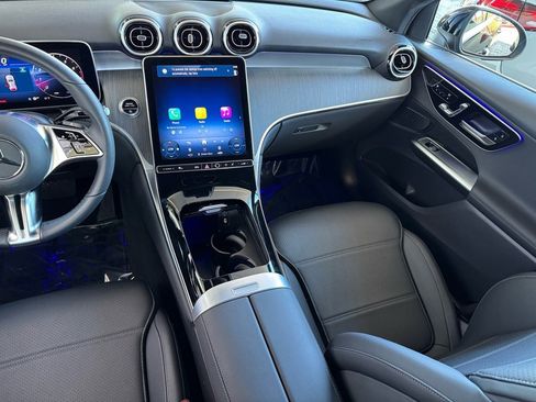 Certified 2025 Mercedes-Benz GLC 300 image 15