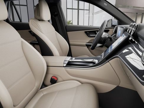 New 2026 Mercedes-Benz GLC 300 image 39
