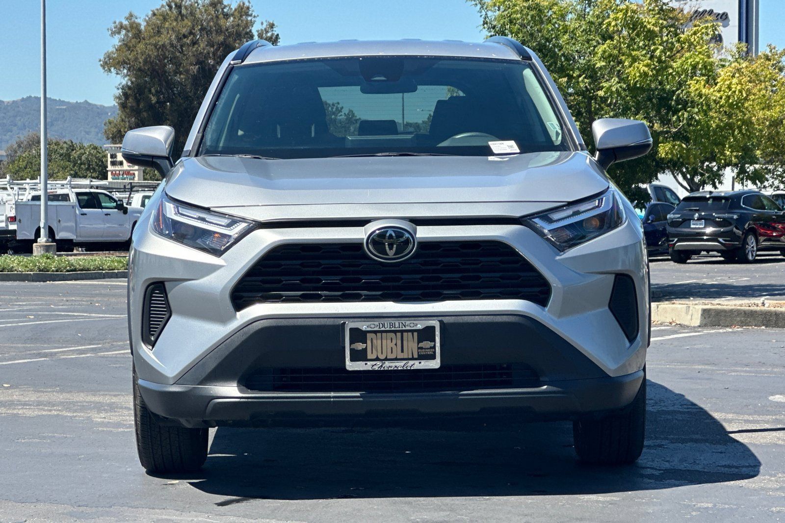 Used 2025 Toyota RAV4 XLE FWD image 9