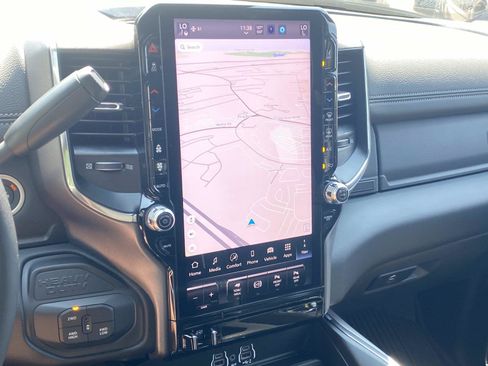 New 2026 RAM 3500 Laramie AWD/4WD image 16