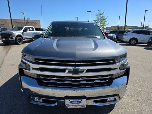 Used 2022 Chevrolet Silverado 1500 LTZ w/ LTZ Premium Package AWD/4WD image 8