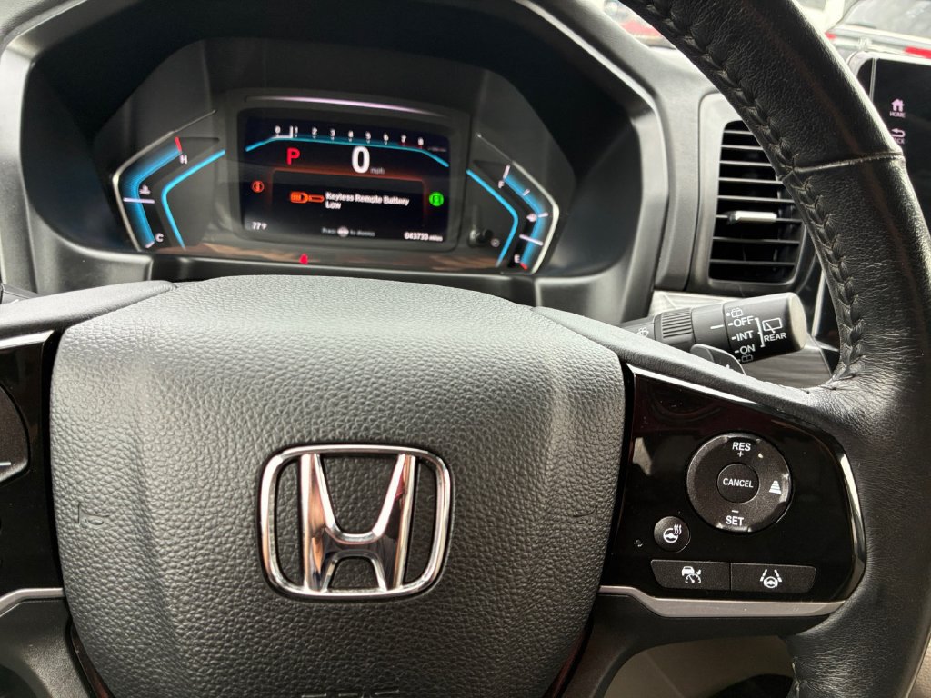 Used 2024 Honda Odyssey Elite image 12