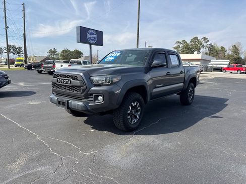 Used 2016 Toyota Tacoma TRD Off-Road w/ Towing Package image 1