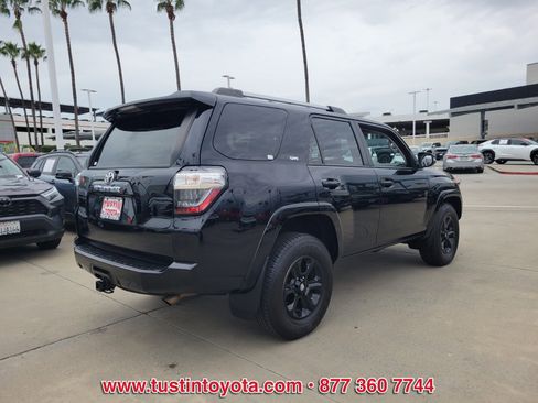 Certified 2023 Toyota 4Runner SR5 Premium image 4