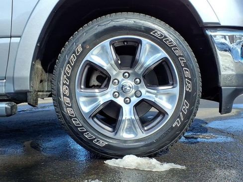 Certified 2022 RAM 1500 Laramie image 9