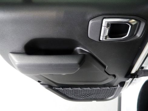 Used 2023 Jeep Wrangler Willys image 42