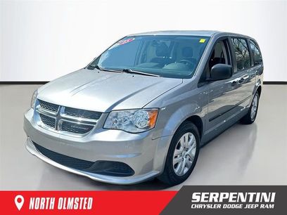 Used 2015 Dodge Grand Caravan American Value Package w/ UConnect Hands-Free Group