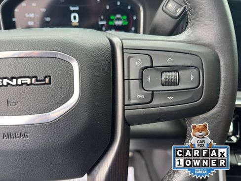 Used 2025 GMC Sierra 2500 Denali Ultimate image 33