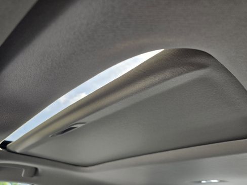 New 2026 Nissan Sentra SR FWD image 23