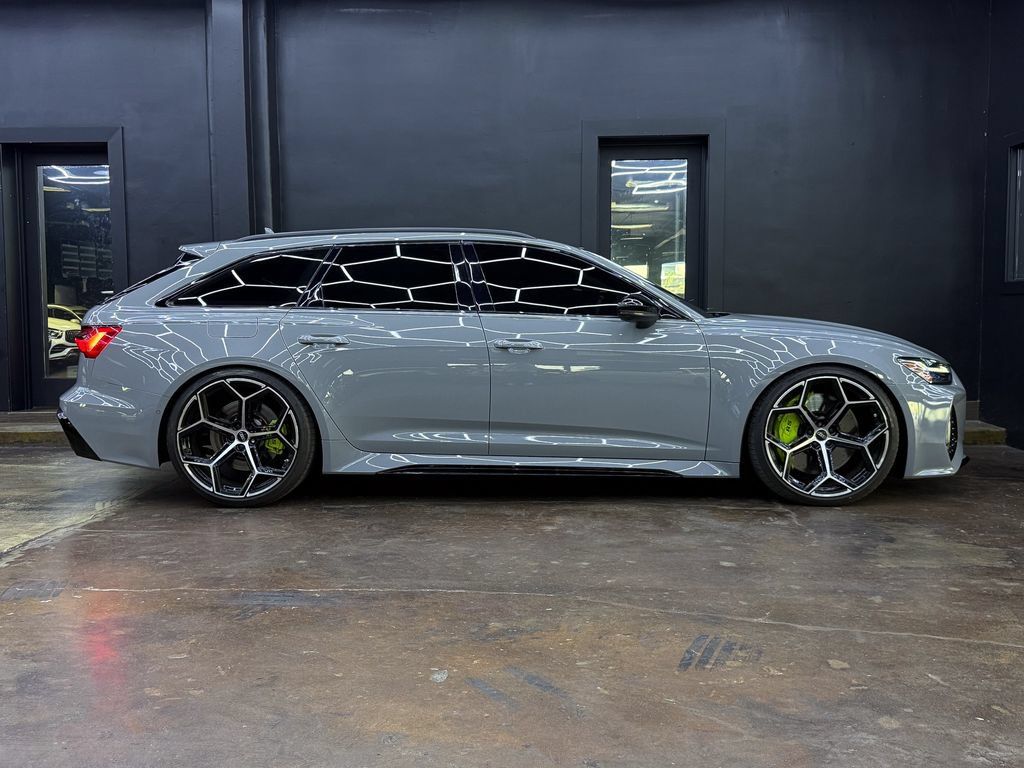 Used 2022 Audi RS 6 AWD/4WD image 10