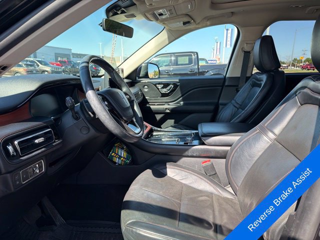 Used 2021 Lincoln Aviator Grand Touring w/ Elements Package Plus AWD/4WD image 13