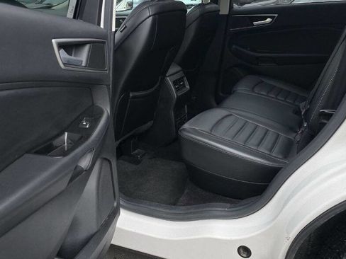 Used 2017 Ford Edge SEL w/ Equipment Group 201A image 13