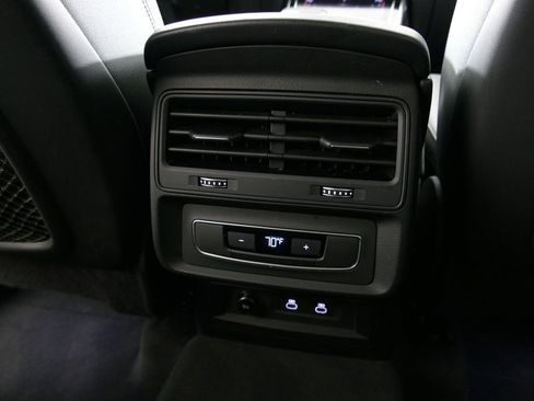 Used 2023 Audi Q7 3.0T Premium Plus w/ Premium Plus Package image 5