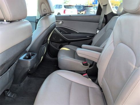 Used 2018 Hyundai Santa Fe Limited image 33