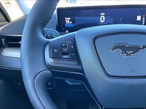 Used 2022 Ford Mustang Mach-E Select image 25