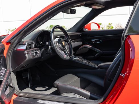 Used 2019 Porsche 911 Carrera 4 image 49